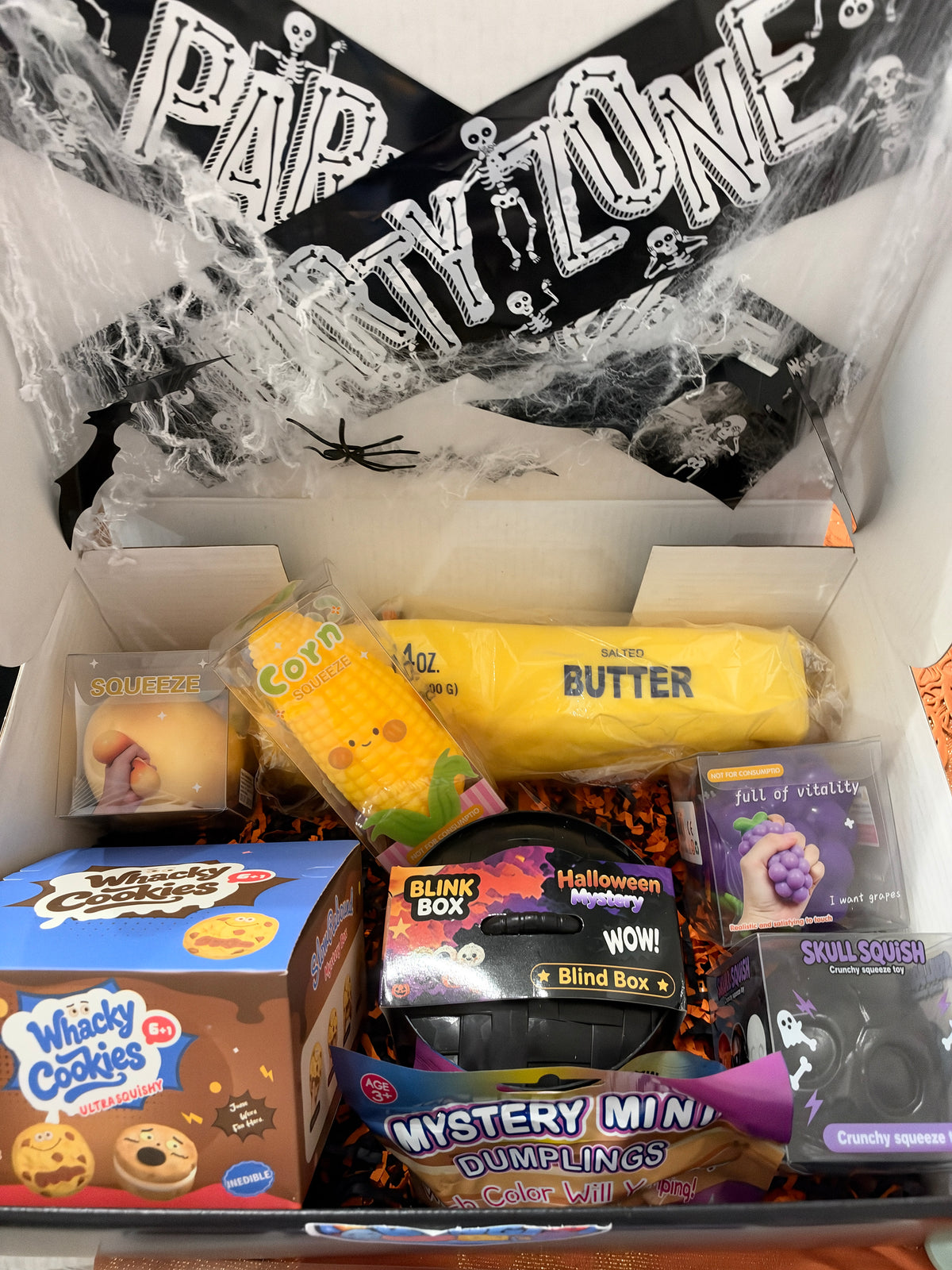 SUPER MEGA AWESOME BOO BOX